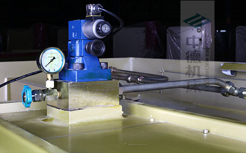 ZDS-450采用國(guó)內(nèi)高品質(zhì)液壓閥,不漏油,無故障,能實(shí)時(shí)顯示油壓,并采用全金屬高壓管連接保證質(zhì)量.jpg ZDS-450采用國(guó)內(nèi)高品質(zhì)液壓閥,不漏油,無故障,能實(shí)時(shí)顯示油壓,并采用全金屬高壓管連接保證質(zhì)量.jpg