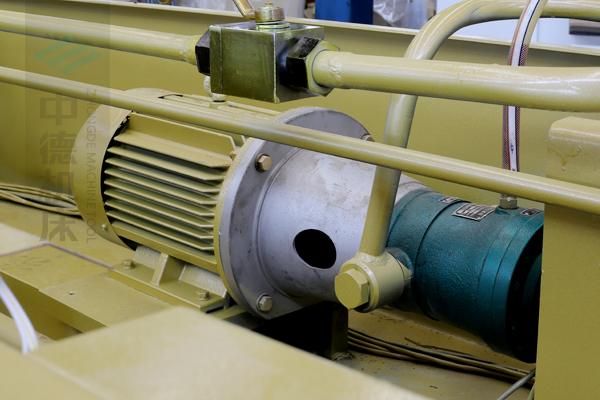 ZDG-640西門子電機(jī)及優(yōu)質(zhì)油泵,動力強(qiáng)勁澎湃.jpg ZDG-640西門子電機(jī)及優(yōu)質(zhì)油泵,動力強(qiáng)勁澎湃.jpg